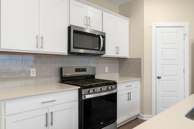 220 FAIRFAX Ave, San Marcos, TX 78666