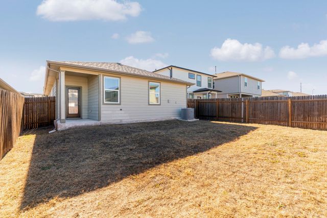 220 FAIRFAX Ave, San Marcos, TX 78666