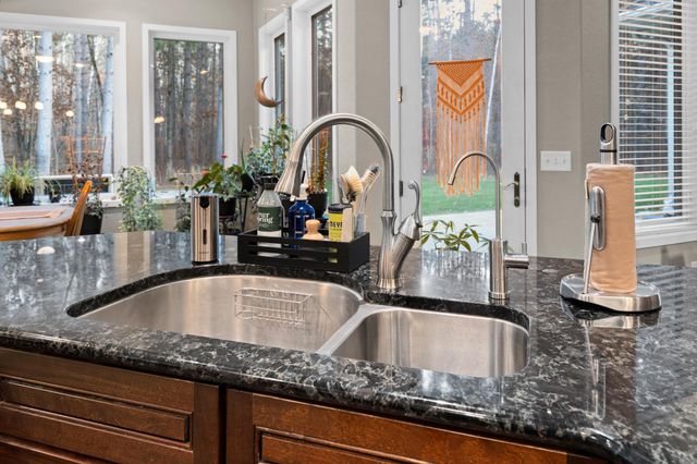 16526 Woodhaven Way, Brainerd, MN 56401