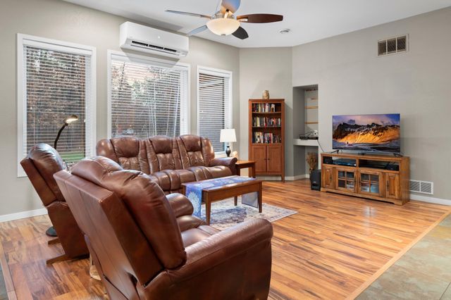 16526 Woodhaven Way, Brainerd, MN 56401