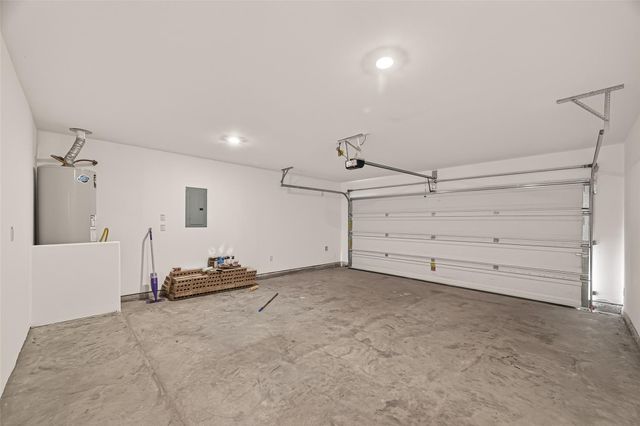 1010 Schooner Street, Crosby, TX 77532