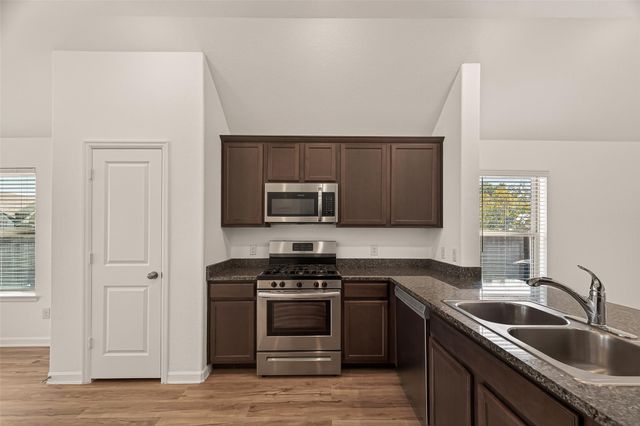 1010 Schooner Street, Crosby, TX 77532