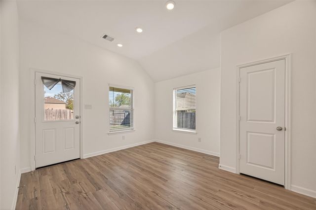 1010 Schooner Street, Crosby, TX 77532