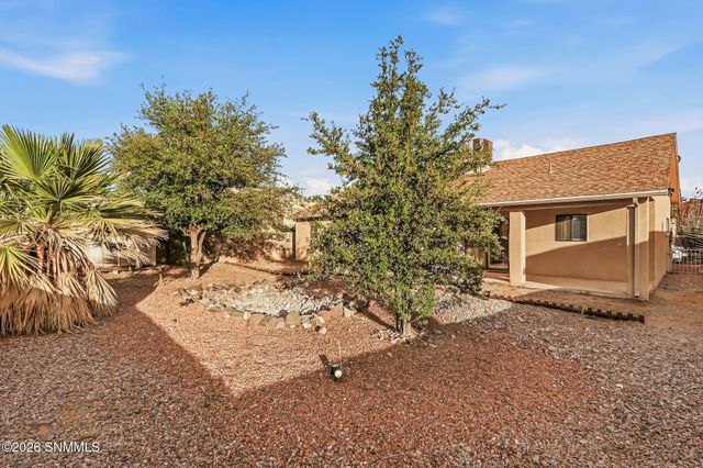 1973 Bentley Drive, Las Cruces, NM 88001