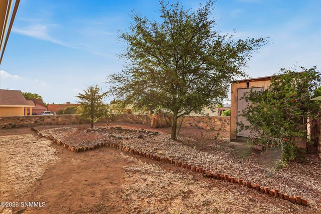 1973 Bentley Drive, Las Cruces, NM 88001