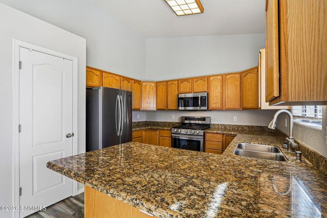 1973 Bentley Drive, Las Cruces, NM 88001