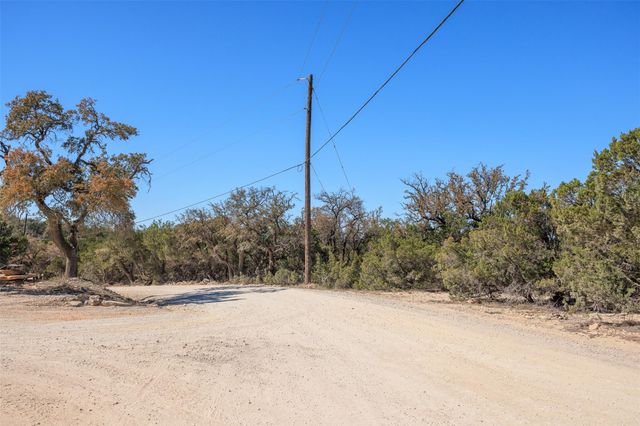 221 Ranch House Rd, Wimberley, TX 78676