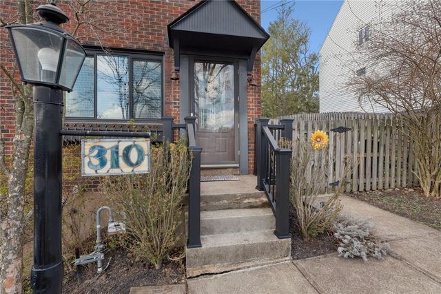 310 Edgewood Rd, Forest Hills Boro, PA 15221