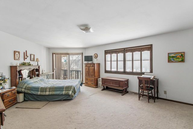 N3581 Skyhigh Road, Poynette, WI 53955