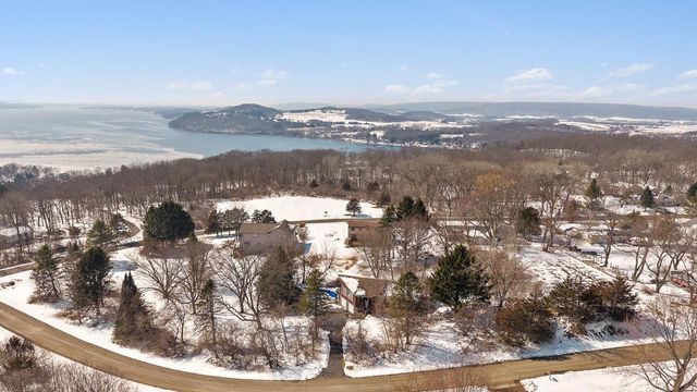 N3581 Skyhigh Road, Poynette, WI 53955