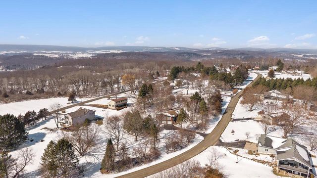 N3581 Skyhigh Road, Poynette, WI 53955