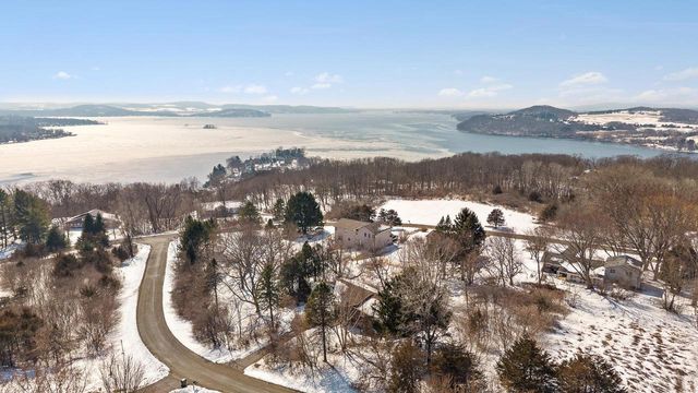 N3581 Skyhigh Road, Poynette, WI 53955