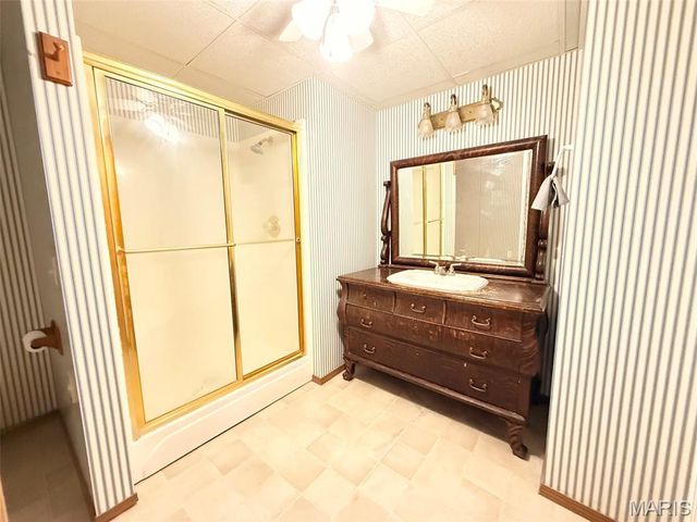 100 Quail Run, Bethalto, IL 62010