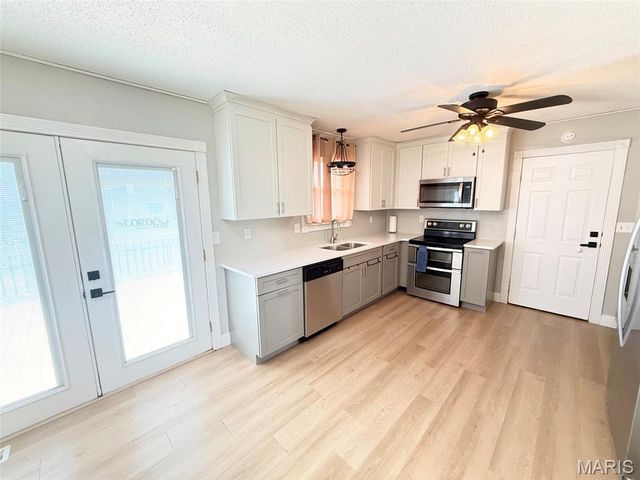 100 Quail Run, Bethalto, IL 62010