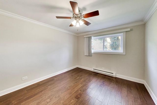 919 N Boxwood Drive 108, Mount Prospect, IL 60056