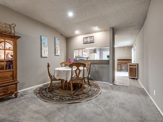 8212 S 84th Street East, Tulsa, OK 74133