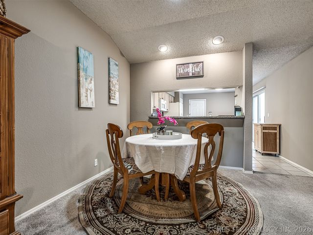 8212 S 84th Street East, Tulsa, OK 74133