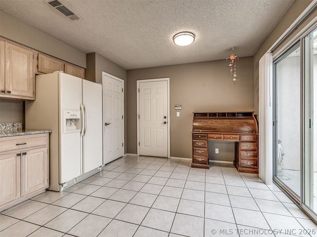 8212 S 84th Street East, Tulsa, OK 74133