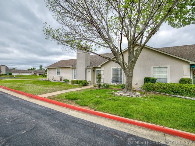 8212 S 84th Street East, Tulsa, OK 74133