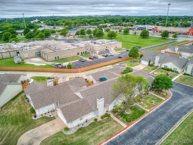 8212 S 84th Street East, Tulsa, OK 74133