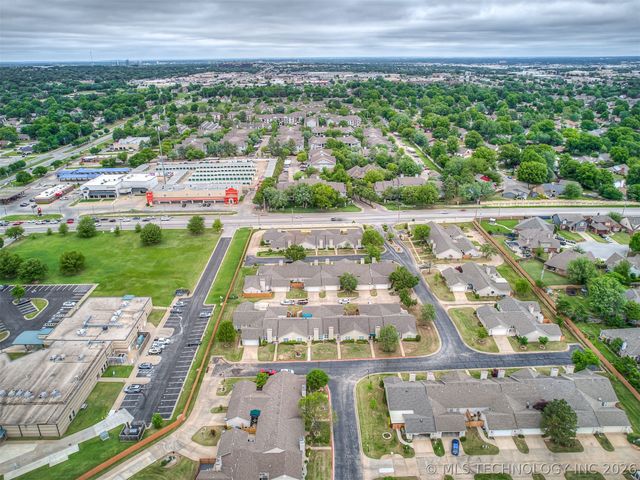 8212 S 84th Street East, Tulsa, OK 74133