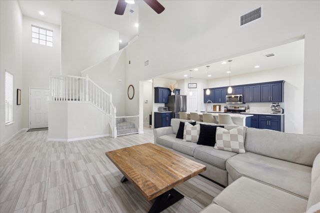 10053 Aly May DR, Austin, TX 78748