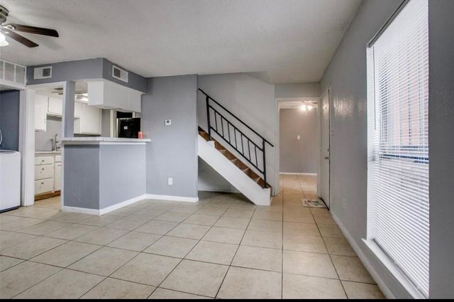 7152 Fair Oaks Avenue 1122, Dallas, TX 75231