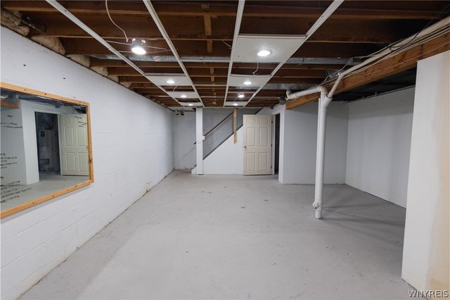 4122 Metauro Drive, Clay, NY 13090