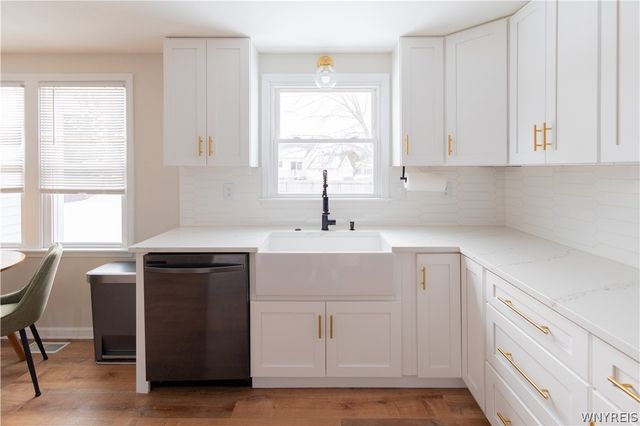 4122 Metauro Drive, Clay, NY 13090