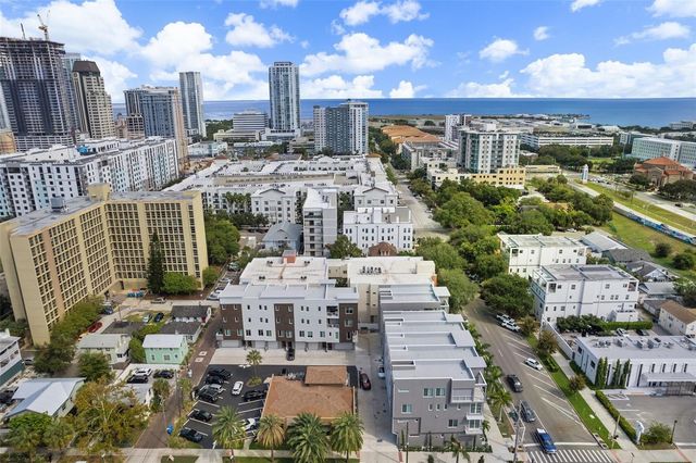 523 4TH AVENUE S 14, St Petersburg, FL 33701