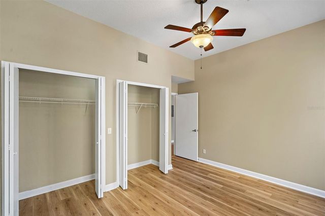 523 4TH AVENUE S 14, St Petersburg, FL 33701