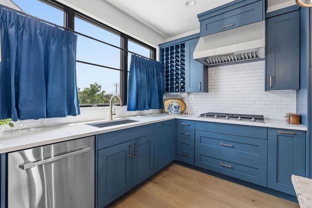 702 Ariana CT, Austin, TX 78746
