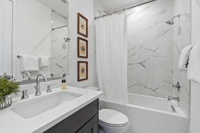 702 Ariana CT, Austin, TX 78746