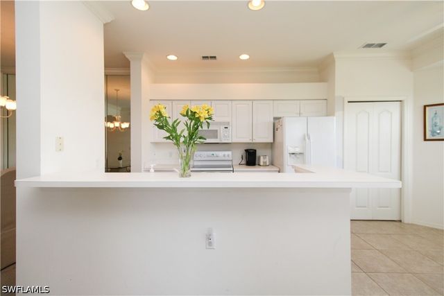 3820 Sawgrass WAY 3046, Naples, FL 34112