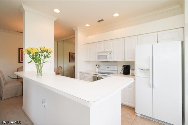 3820 Sawgrass WAY 3046, Naples, FL 34112
