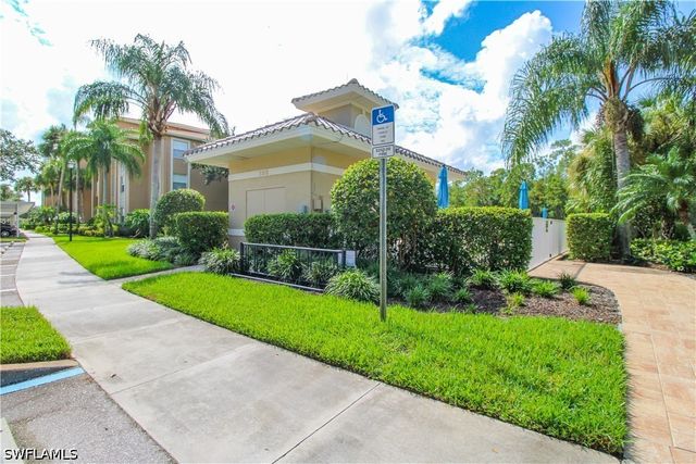 3820 Sawgrass WAY 3046, Naples, FL 34112