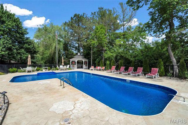 1332 Amherst Terrace Way, Chesterfield, MO 63017