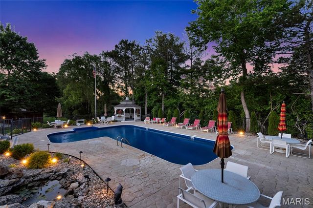 1332 Amherst Terrace Way, Chesterfield, MO 63017