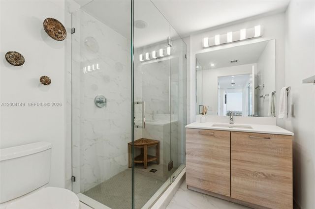 16385 Biscayne Boulevard 3001, North Miami Beach, FL 33160