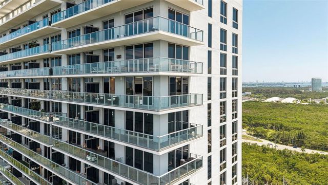 16385 Biscayne Boulevard 3001, North Miami Beach, FL 33160