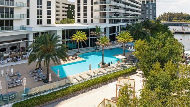16385 Biscayne Boulevard 3001, North Miami Beach, FL 33160
