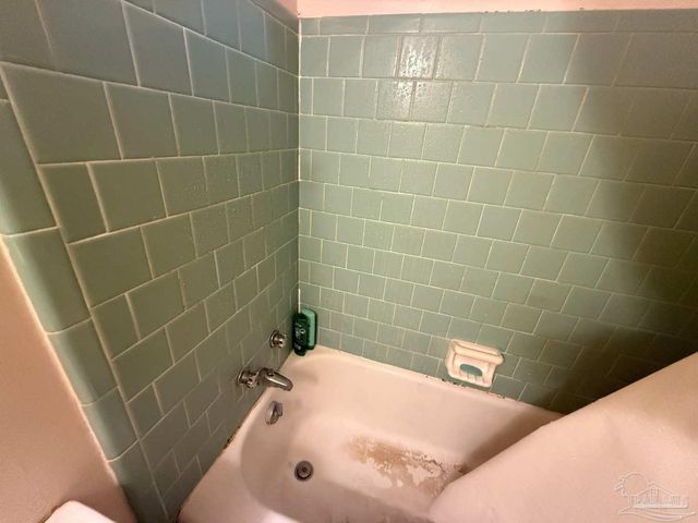 3510 Wellington Rd, Pensacola, FL 32504