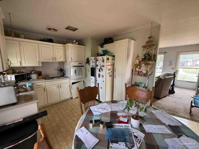 3510 Wellington Rd, Pensacola, FL 32504