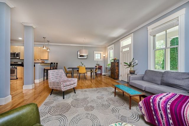 25 Union Street 2, Northampton, MA 01060