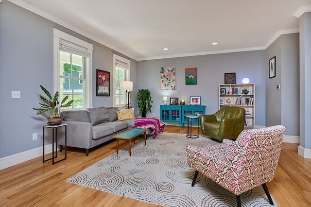 25 Union Street 2, Northampton, MA 01060