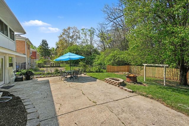 5338 Briarhill Drive, Delhi Twp, OH 45238