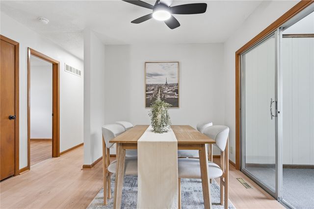 2033 Coldstream Avenue NE, Cedar Rapids, IA 52402