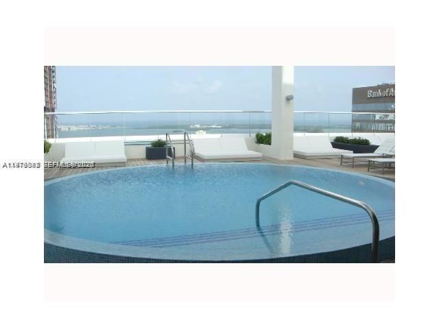 500 Brickell Ave 2906, Miami, FL 33131