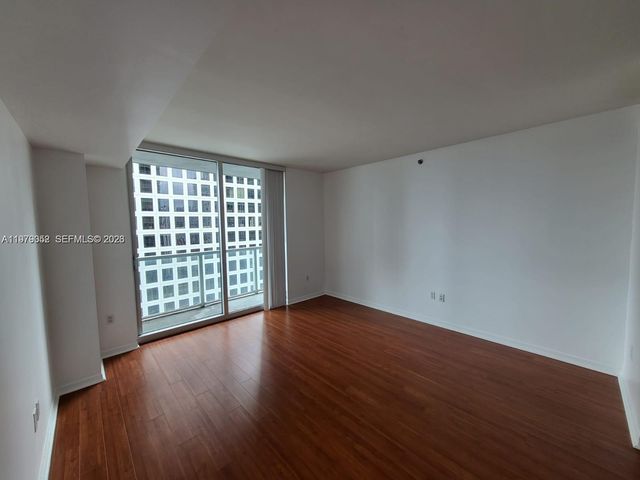 500 Brickell Ave 2906, Miami, FL 33131