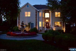20 Hugenot Street, East Hanover Twp, NJ 07936